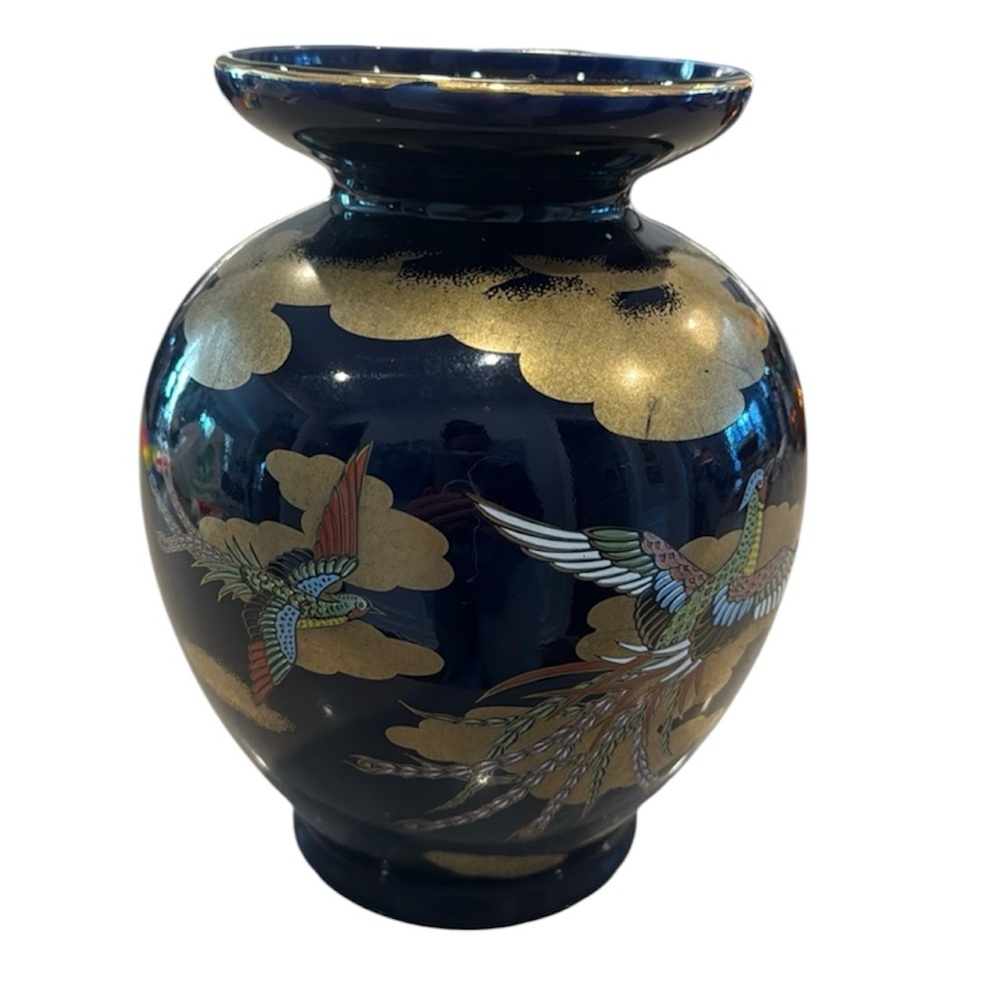 Japanese beautiful blue peacock vase